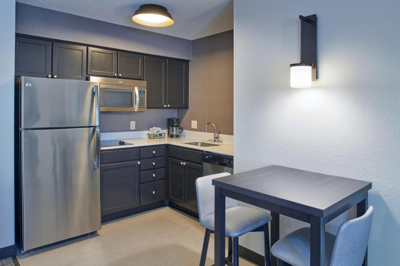 Residence Inn By Marriott Detroit / Novi Esterno foto