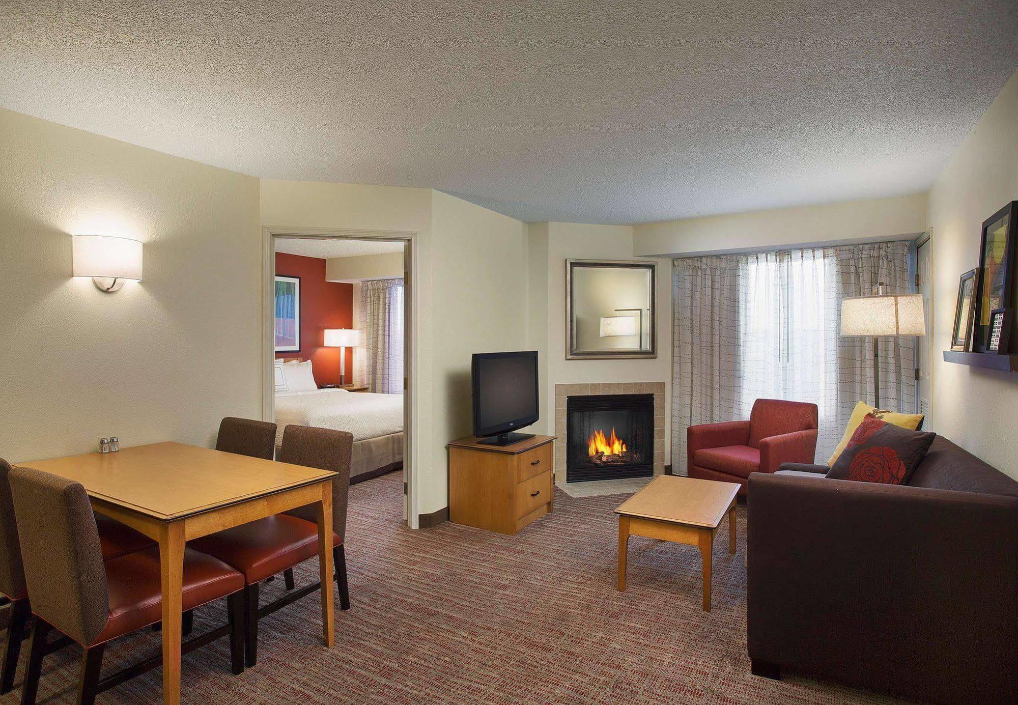 Residence Inn By Marriott Detroit / Novi Esterno foto